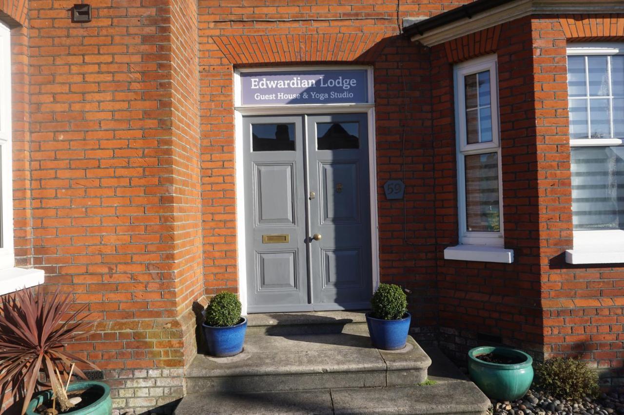 The Edwardian Lodge Guest House Salisbury Exterior photo
